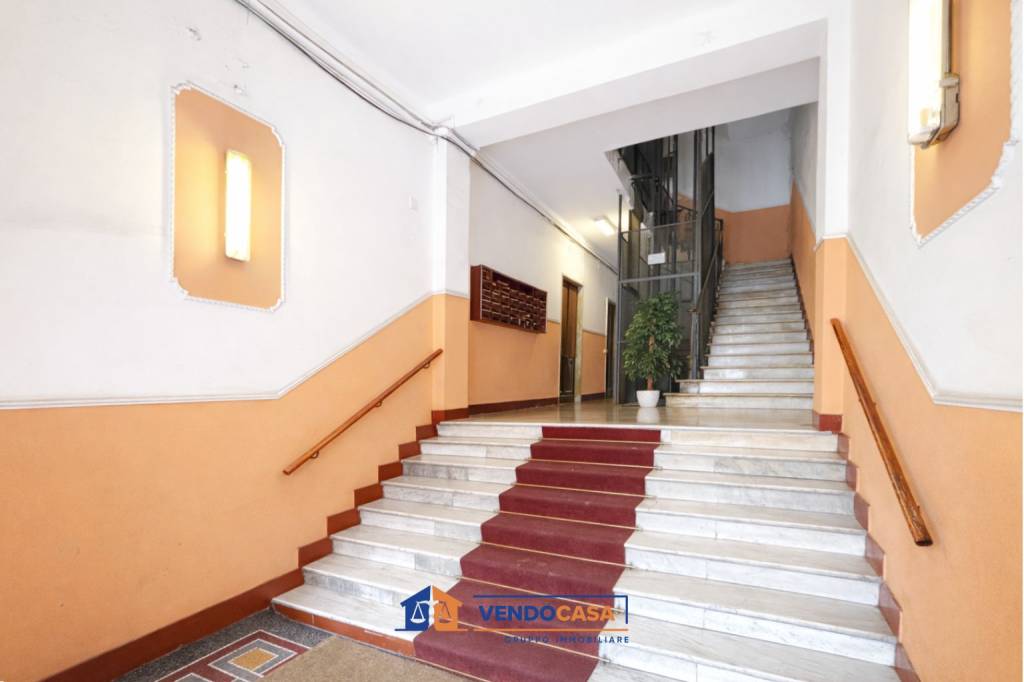 appartamento in vendita a Genova in zona Foce