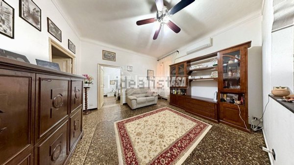 appartamento in vendita a Genova in zona Sestri Ponente