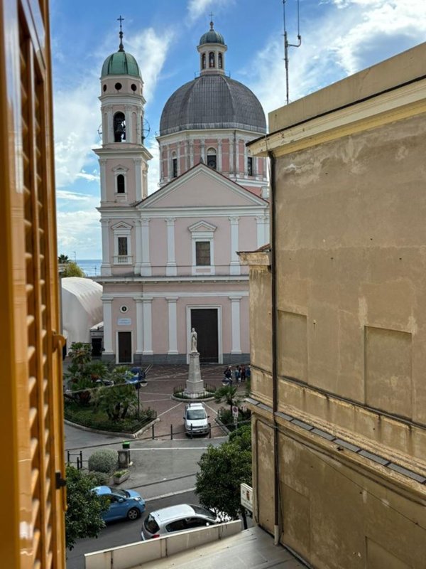 appartamento in vendita a Genova in zona Pegli
