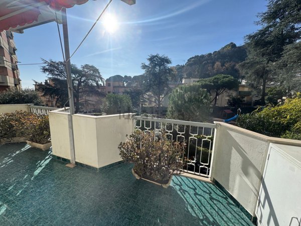 appartamento in vendita a Genova in zona Pegli