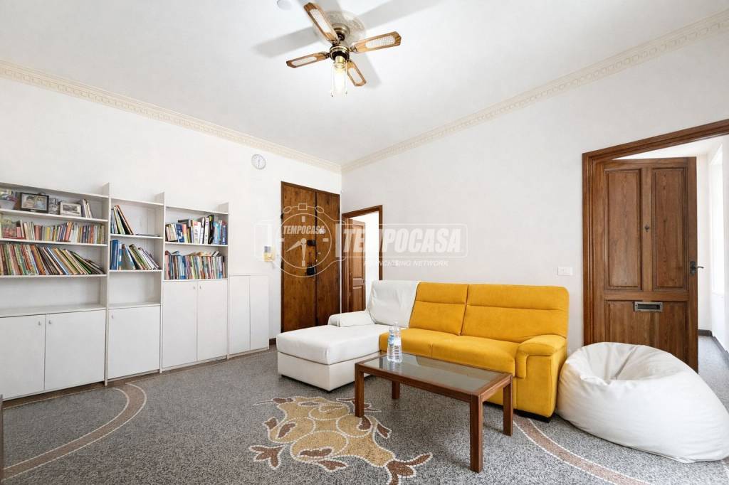appartamento in vendita a Genova in zona Sampierdarena