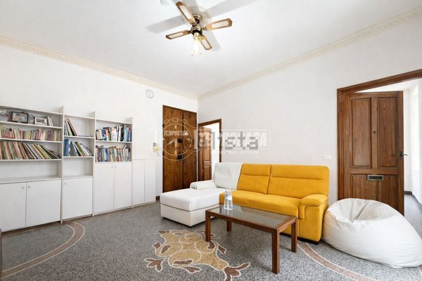 appartamento in vendita a Genova in zona Sampierdarena