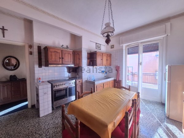 appartamento in vendita a Genova in zona Bolzaneto