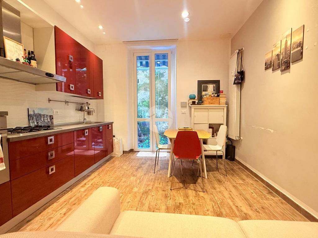 appartamento in vendita a Genova in zona Castelletto