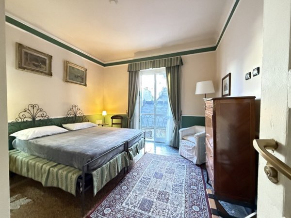 appartamento in vendita a Genova in zona Sottoripa / Maddalena / Molo