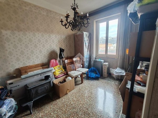 appartamento in vendita a Genova in zona Sampierdarena