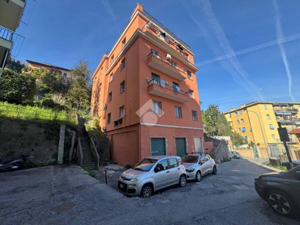 appartamento in vendita a Genova in zona Murta