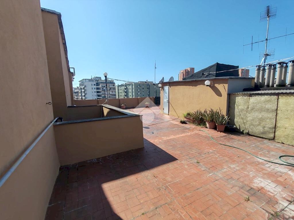 appartamento in vendita a Genova in zona Sampierdarena