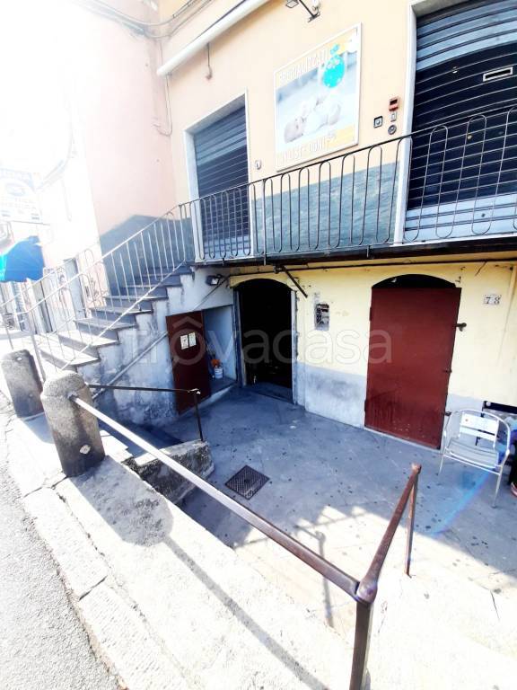 negozio in vendita a Genova in zona Marassi