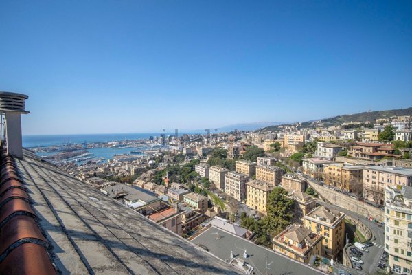 appartamento in vendita a Genova in zona Castelletto