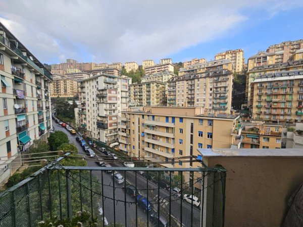 appartamento in vendita a Genova in zona Oregina