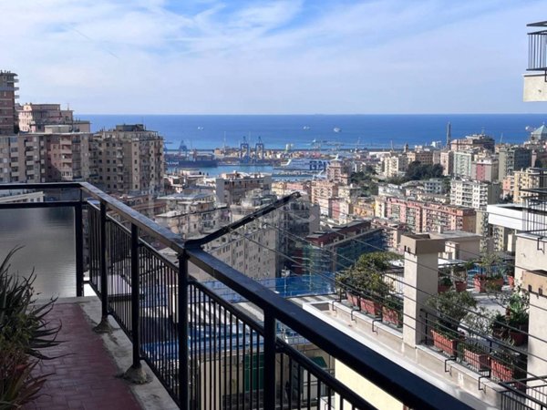 appartamento in vendita a Genova in zona Oregina