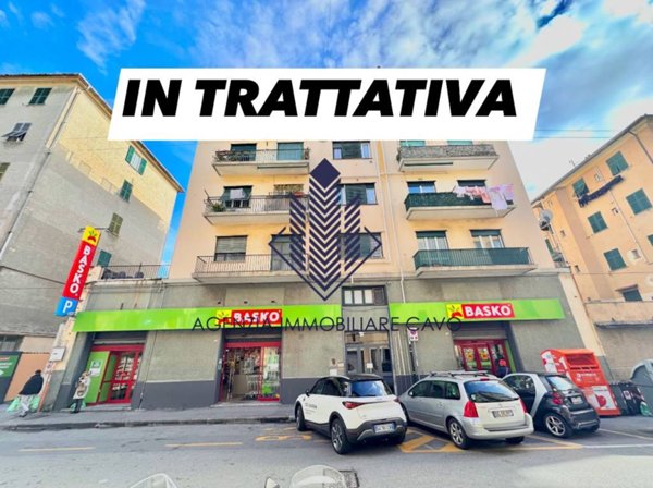 negozio in vendita a Genova in zona Sestri Ponente