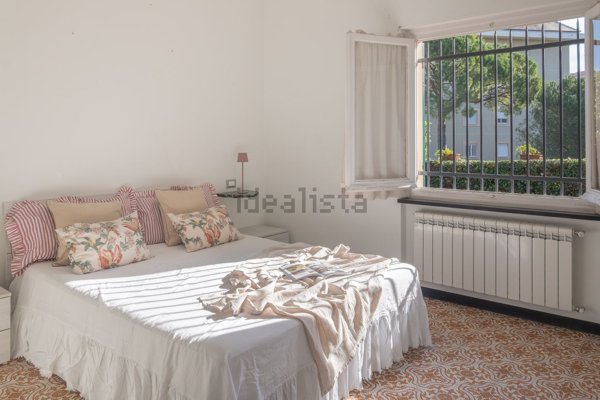 appartamento in vendita a Genova in zona Albaro