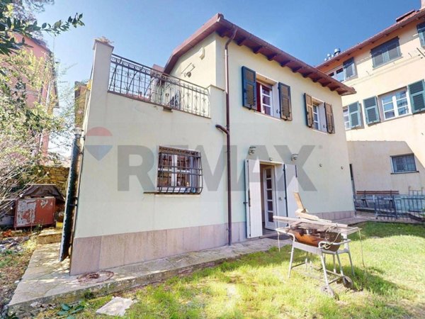 casa indipendente in vendita a Genova in zona Murta