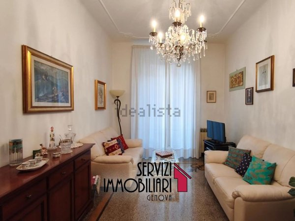 appartamento in vendita a Genova in zona Foce