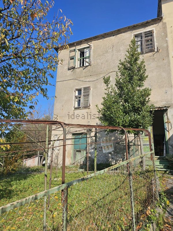 casa indipendente in vendita a Genova in zona Cornigliano