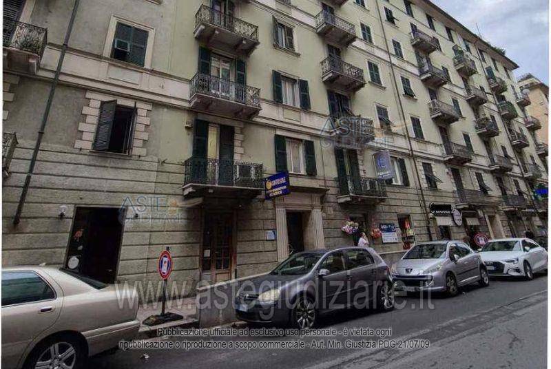 appartamento in vendita a Genova in zona Certosa