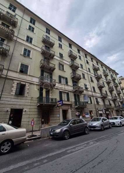 appartamento in vendita a Genova in zona Certosa