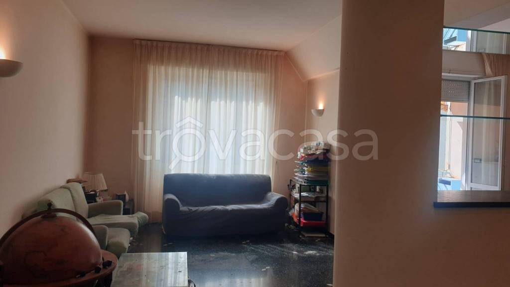 appartamento in vendita a Genova in zona Pegli