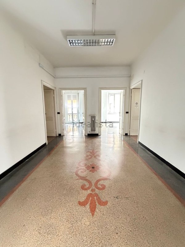 appartamento in vendita a Genova in zona Foce