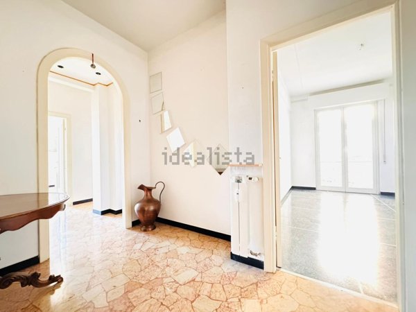 appartamento in vendita a Genova in zona Certosa