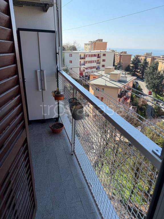 appartamento in vendita a Genova in zona Cornigliano