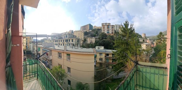 appartamento in vendita a Genova in zona Quezzi