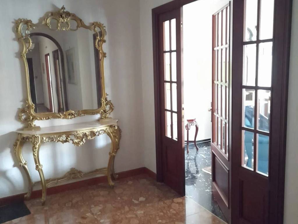 appartamento in vendita a Genova in zona Pegli