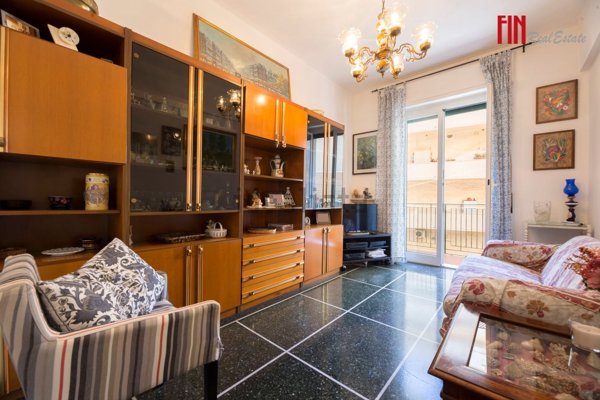 appartamento in vendita a Genova in zona Quezzi