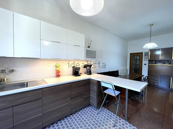 appartamento in vendita a Genova in zona Lagaccio / Granarolo