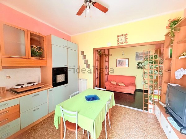 appartamento in vendita a Genova in zona Quezzi