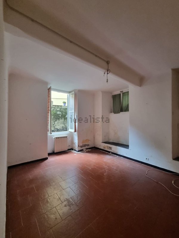 appartamento in vendita a Genova in zona Lagaccio / Granarolo