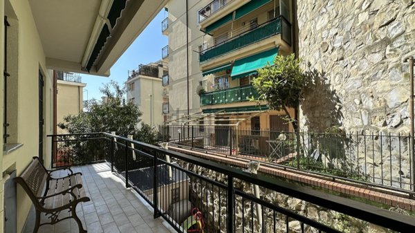 appartamento in vendita a Genova in zona Oregina