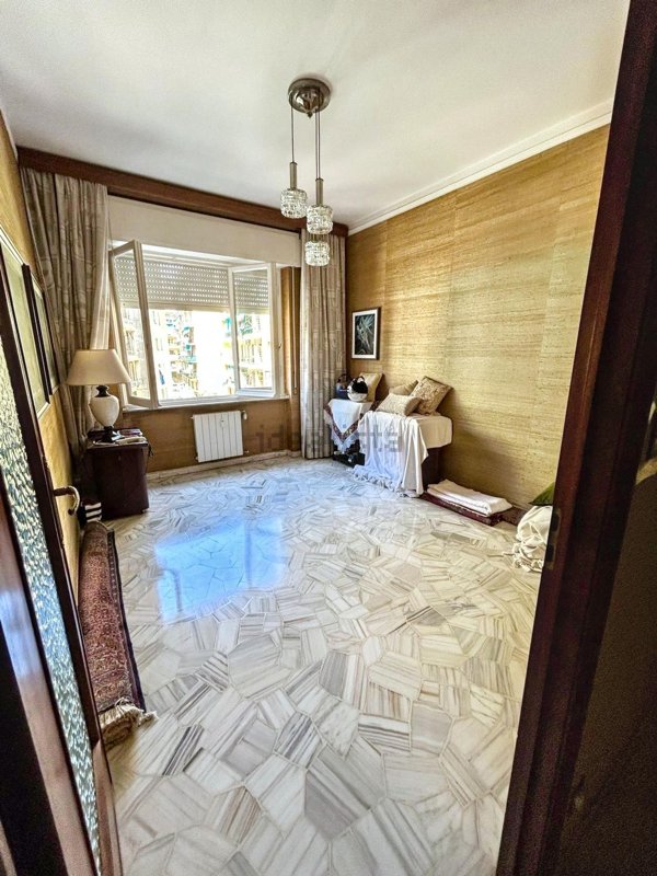 appartamento in vendita a Genova in zona Palmaro / Pra'