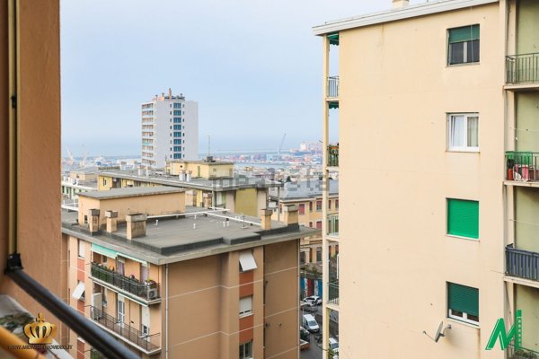 appartamento in vendita a Genova in zona Sampierdarena