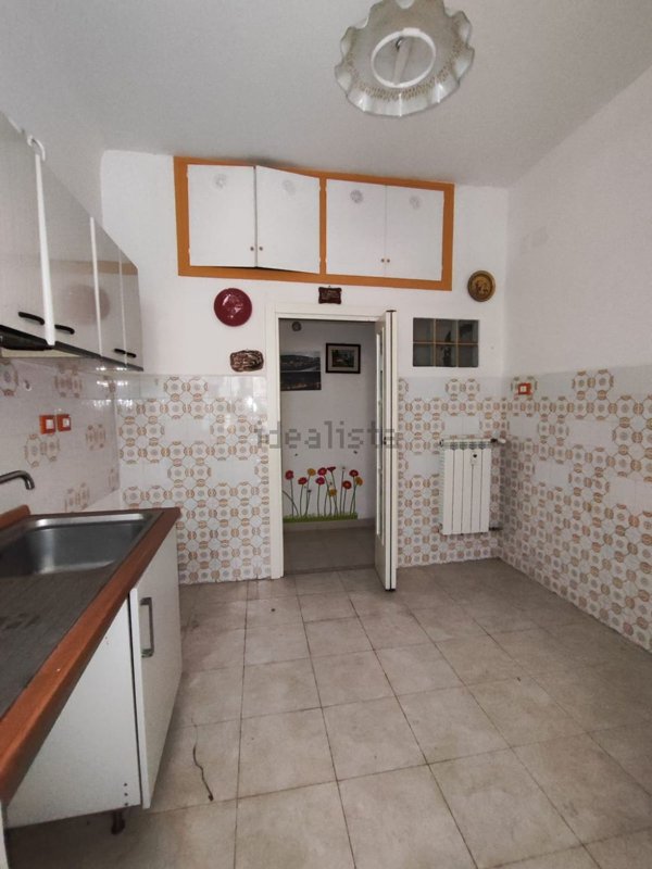 appartamento in vendita a Genova in zona Marassi