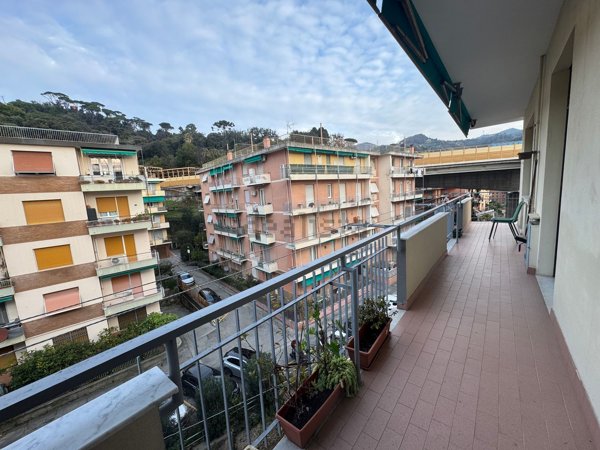 appartamento in vendita a Genova in zona Pegli