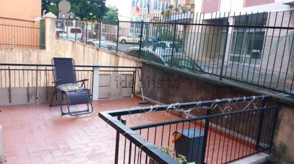 appartamento in vendita a Genova in zona Sestri Ponente