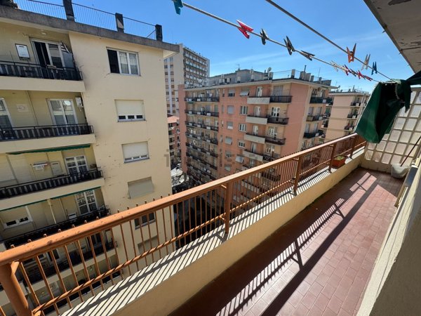 appartamento in vendita a Genova in zona Pegli
