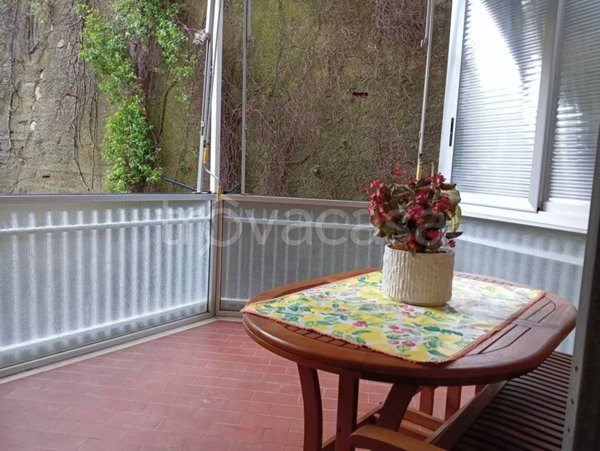 appartamento in vendita a Genova in zona Molassana