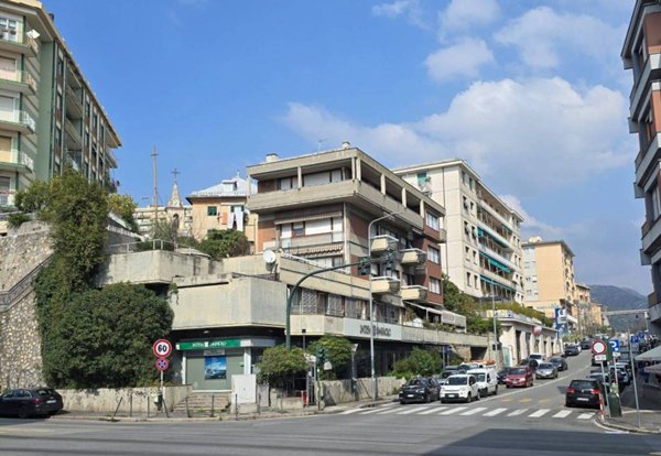 appartamento in vendita a Genova in zona Sturla