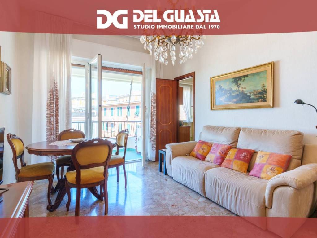 appartamento in vendita a Genova in zona Sestri Ponente