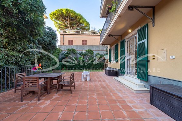 appartamento in vendita a Genova in zona Albaro