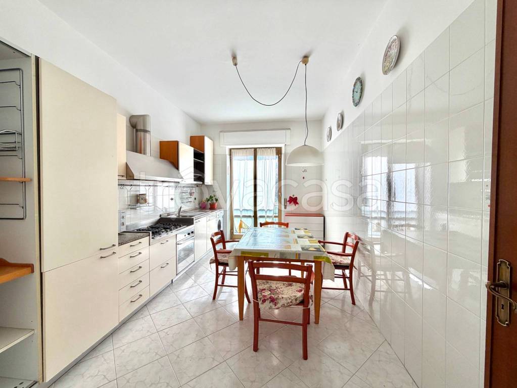 appartamento in vendita a Genova in zona Pegli