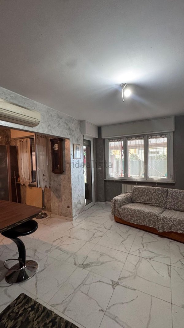 appartamento in vendita a Genova in zona Voltri