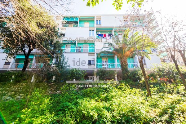 appartamento in vendita a Genova in zona Sturla