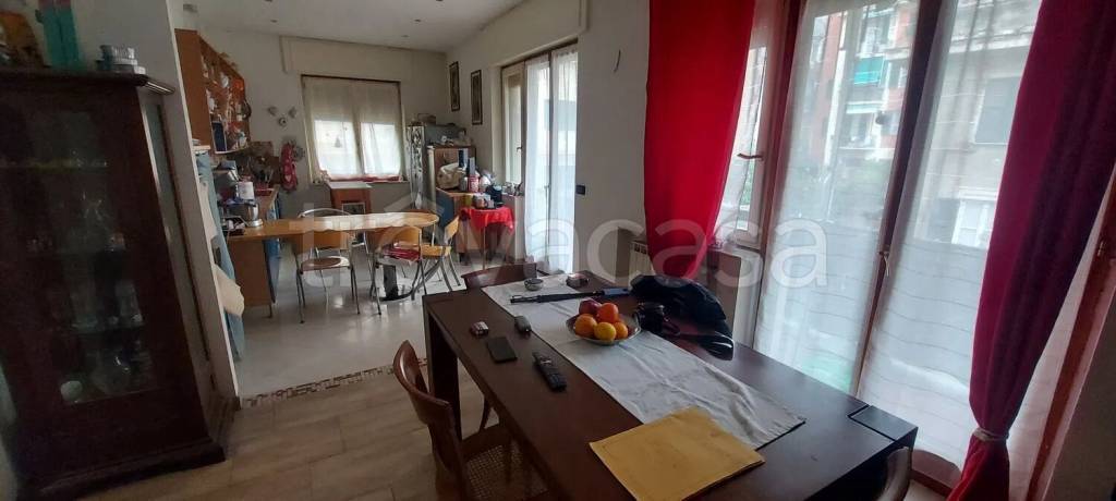 appartamento in vendita a Genova in zona Sestri Ponente