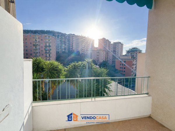 appartamento in vendita a Genova in zona Quezzi