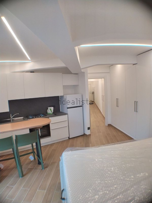 appartamento in vendita a Genova in zona Sturla